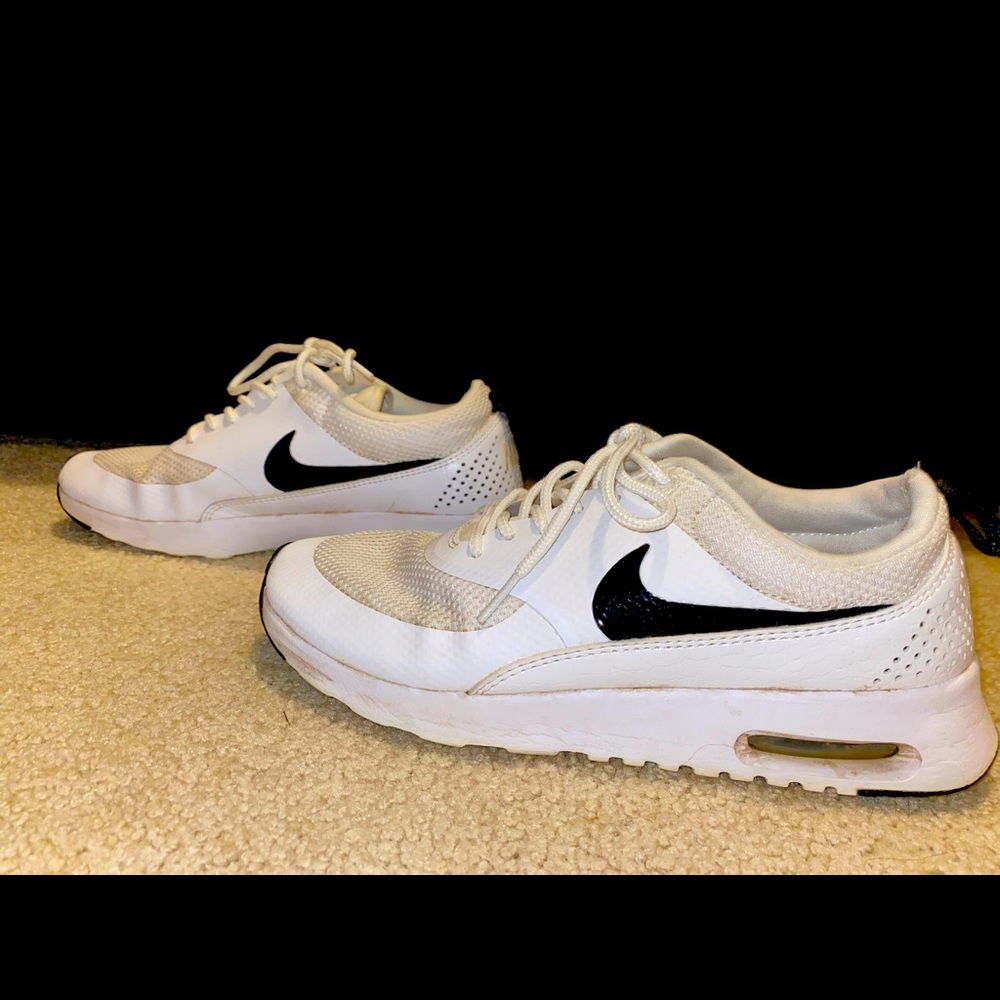 White Nike Tennis Shoes